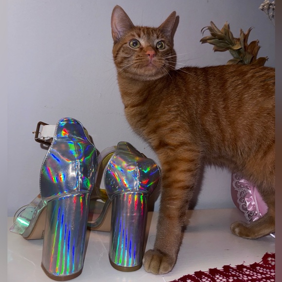 Holographic Chunky Heels - Picture 4 of 4